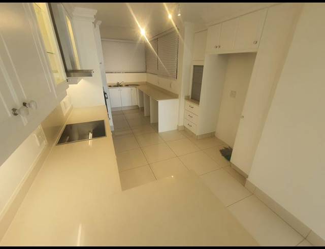 3 BEDROOM APARTMENT FOR SALE IN UMHLANGA CENTRAL